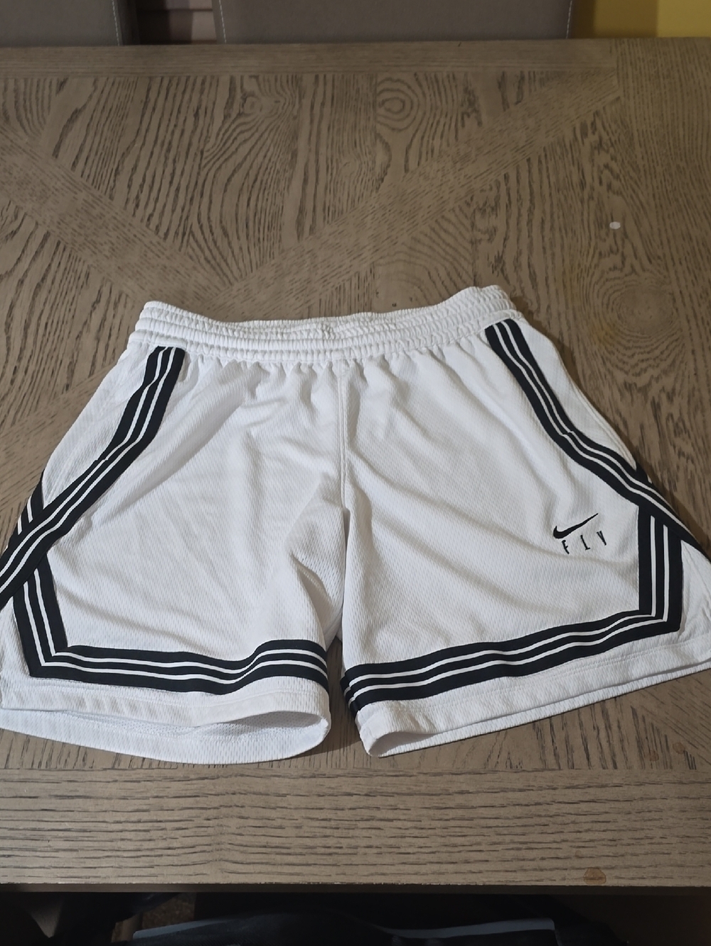 **YOUTH** **KIDS** XL Nike White DRI-FIT  Shorts with Black Stripe Detail